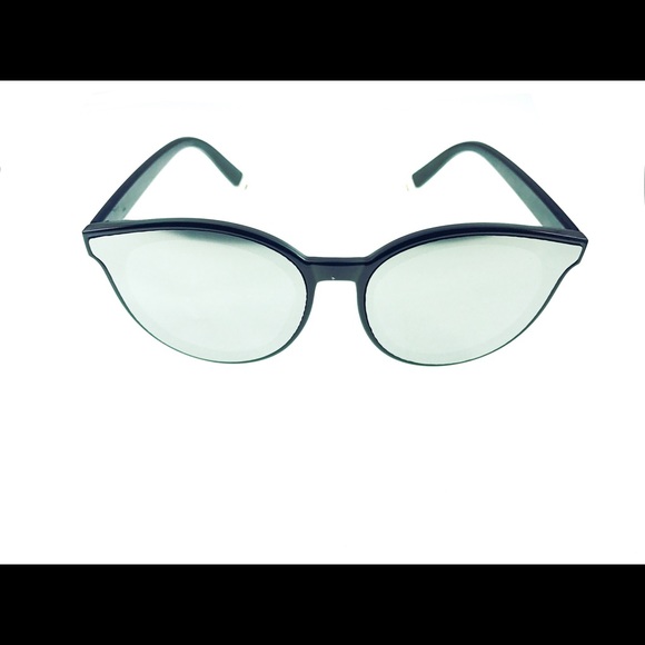 Women's sunglasses - Picture 2 of 2